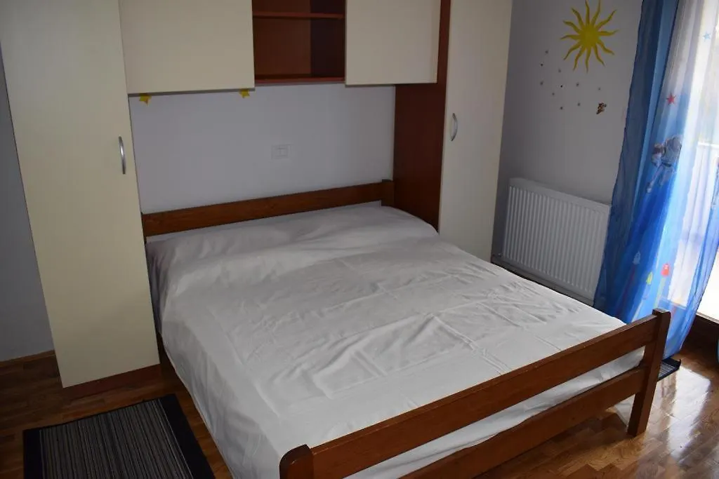 Apartment Iris Novigrad Istria 3*,