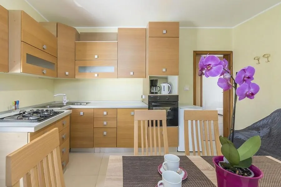 Pensión Apartment Iris Novigrad Istria